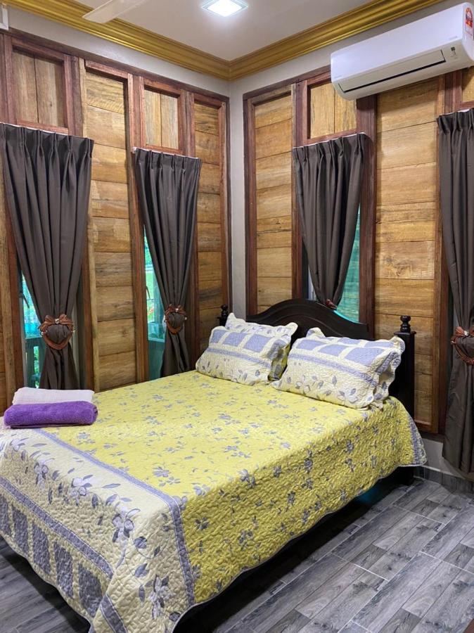 Homestay Dusun Ana Balun Slim River Buitenkant foto